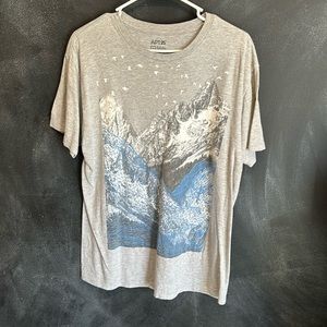 Apt 9 T-shirt Grey & blue size Large